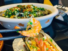 竹筒蒸鲜蒜银丝海虾-泛太平洋大酒店·海天楼中餐厅·粤菜