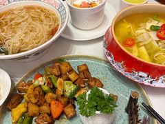 -天龙宝严素食馆(大兴善寺店)