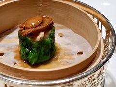 菜汁鲍鱼烧麦-誉珑轩(新濠天地店)