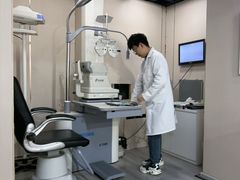 -零度眼镜·宝视友·蔡司依视路(吾悦花街店)