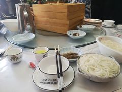 -飞虎过桥米线(翠湖店)