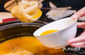 TaiZhou Hand-Pressed Rice Cake with Canadian Lobster Bake