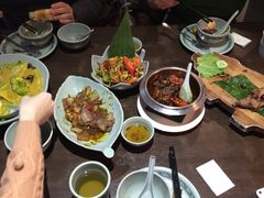 -大头虾越式风味餐厅(光明广场店)