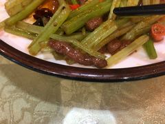小炒牛肉-良师门滨海人家·海鲜·家常菜(滨海城店)