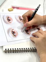 -小乐化妆美甲半永久培训学校