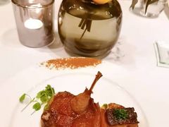 碳烤乳鸽，甜豆，旱金莲醋汁-Jean Georges