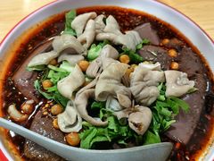 -朱大嘴肥肠血旺(福字街店)