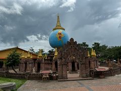 -一寨两国风景区