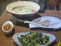 雪菜黄鱼面-玖鲜小笼(中山广场店)