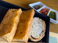 餐前面包蒜黄油-安妮意大利餐厅(国贸店)