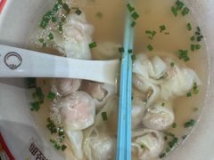 -小杨生煎(浦江欢乐颂店)