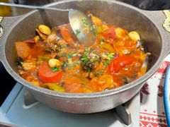 -刘姐啤酒鱼民族演艺餐厅(西街总店)