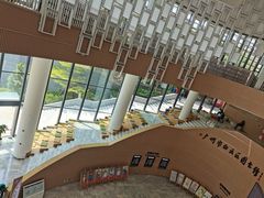 -广州市白云区图书馆