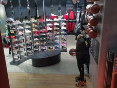 -李宁(大宁国际旗舰店)