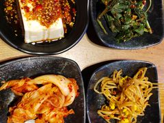 -鑫釜山海鲜烧烤(鑫丰国际店)
