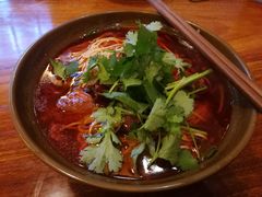 特色牛肉面-巴津碗碗面(人和店)