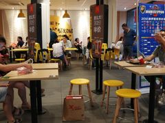 用餐区-麦当劳(时间广场店)