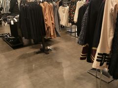 -ZARA(恒隆广场店)