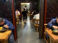 -万记麻辣烫国展总店