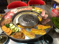 -哈哈碳都·牛肋条无限自助烤肉(台江万达店)