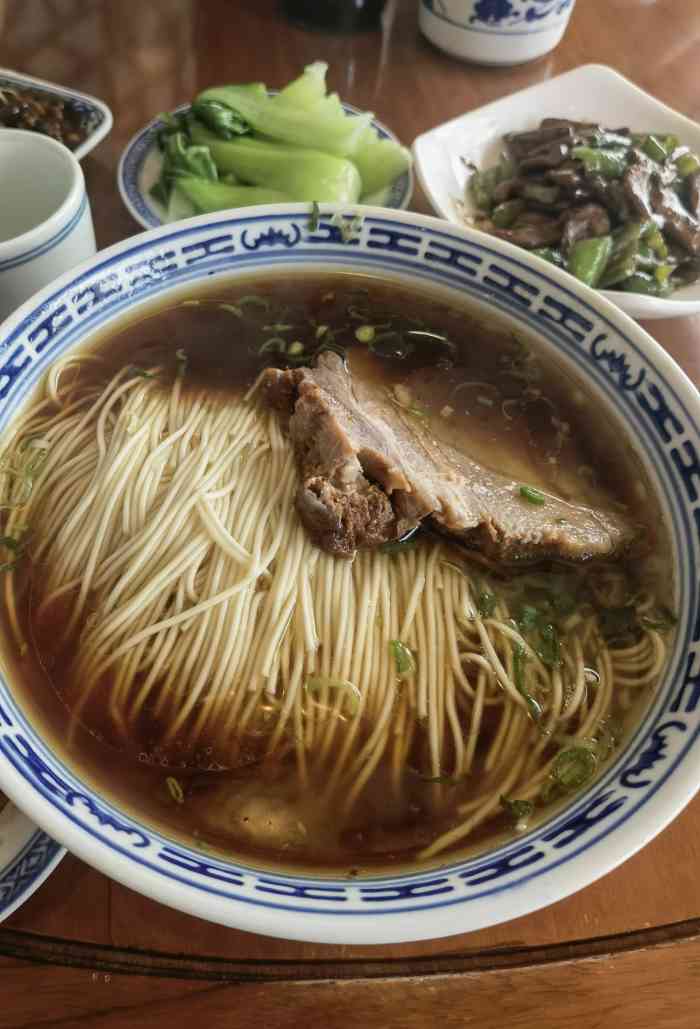 同得兴精品面馆(十全街店)-"这家店是舌尖上的中