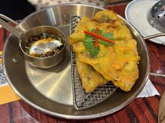 潮州蚝仔烙-沙胆彪炭炉牛杂煲(上海日月光广场店)