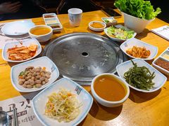 -唯成•韩国炭火烤肉 유성고기