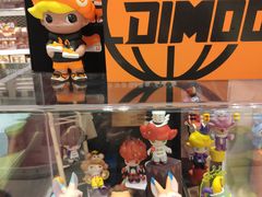 -泡泡玛特POPMART(蓝色港湾店)