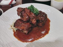 -广州中心皇冠假日酒店·百粤楼