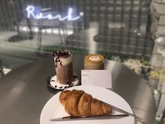 原味牛角包-RWORK·COFFEE(滨江店)