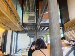 靠窗位-Metal hands·铁手咖啡