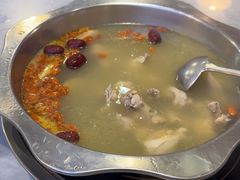 -光头药膳鸡(莱茵小镇店)