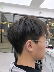 -尤司男士国潮理发馆