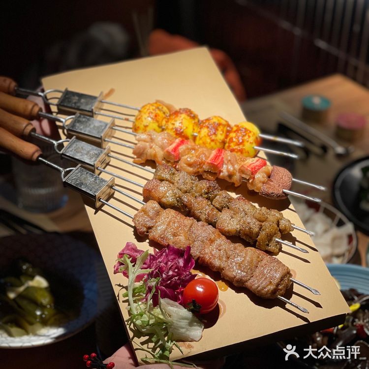 雪熊哈尔滨烧烤酒馆 大口喝酒 大串吃肉 