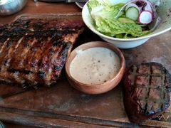 猪肋排和牛肉眼牛排-The Meat & Wine Co Southbank(南岸店)
