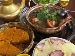 -银同牦牛肉火锅