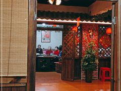 门面-人民公社铁锅炖·东北菜(卫国道店)