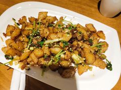 -三猫黑鱼花(南大店)