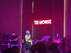 -TZ House音乐现场(来福士中心店)