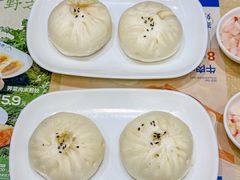 -李与白包子铺(桐梓林店)
