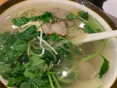牛肉粉丝汤-小姜锅贴(凤凰街店)
