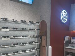 -MUJOSH木九十眼镜(月星环球港B1店)