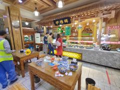 大堂-伊穆祥牛肉面总店·清真