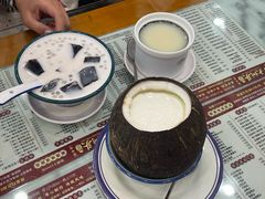 -黄师奶甜品店
