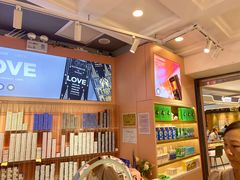 -4iNLOOK美瞳店(中山公园龙之梦店)