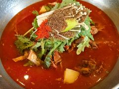 土豆脊骨锅-喇喇排骨火锅·传统韩式脊骨汤(望京西园总店)