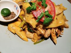 越式盐焗麻油鸡-大头虾越式风味餐厅(光明广场店)
