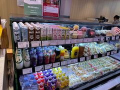-巴黎贝甜(大宁国际商业广场店)