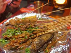 -何师烧烤Pro ·江湖川菜·小龙虾·精酿(太古里旗舰店)