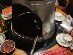 -地锅公社·现炒地锅鸡·地锅鱼·夜宵(罗锦路店)